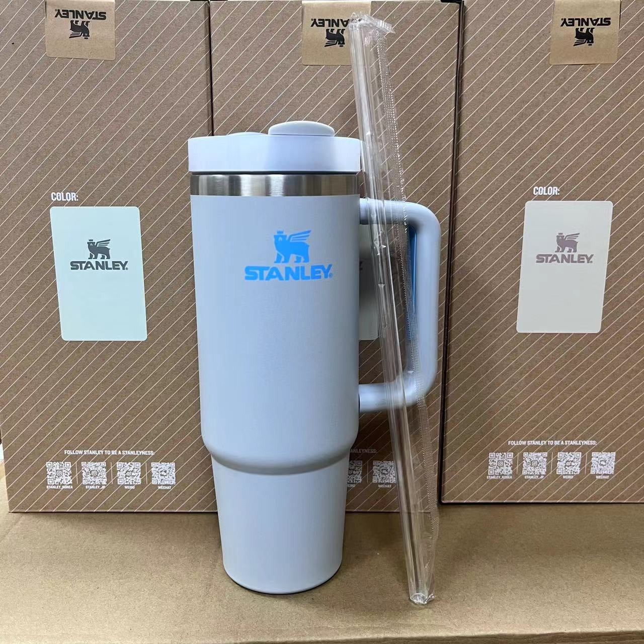Stanlei Tumbler with Handle Straw Lid Stainless Steel 30oz