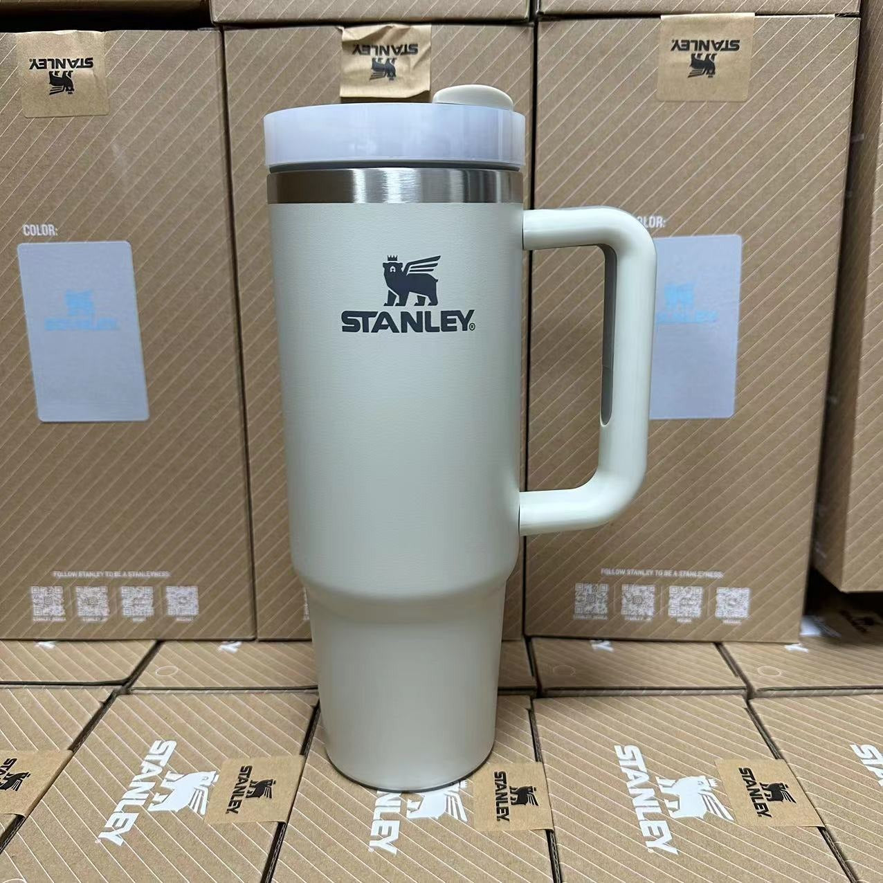 Stanlei Tumbler with Handle Straw Lid Stainless Steel 30oz